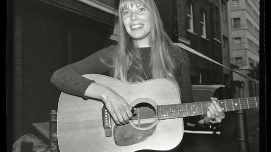 Joni Mitchell Announces Extensive Archive Series Release