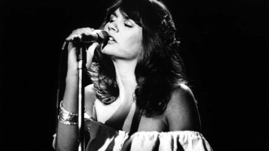 Best Linda Ronstadt Songs: 20 Classics The “Queen Of Rock” Owned