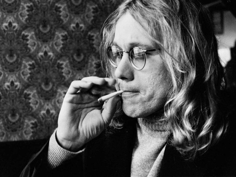 Stand In The Fire: Warren Zevon’s Incendiary Live Album