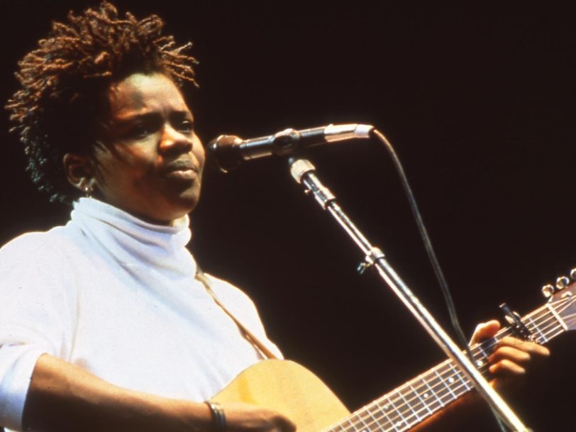 Tracy Chapman’s Self-Titled Debut Album: A Quiet Revolution Roars