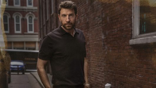 Watch The Video For Brett Eldredge’s New Single, ‘Wait Up For Me’