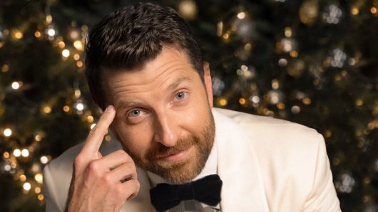 Brett Eldredge Announces The Return Of ‘Glow Live’ US Christmas Tour